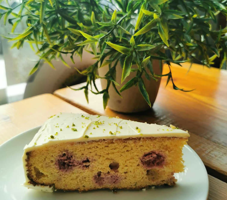 Lavkarbo – Bringebær & Lime – Kakestykke